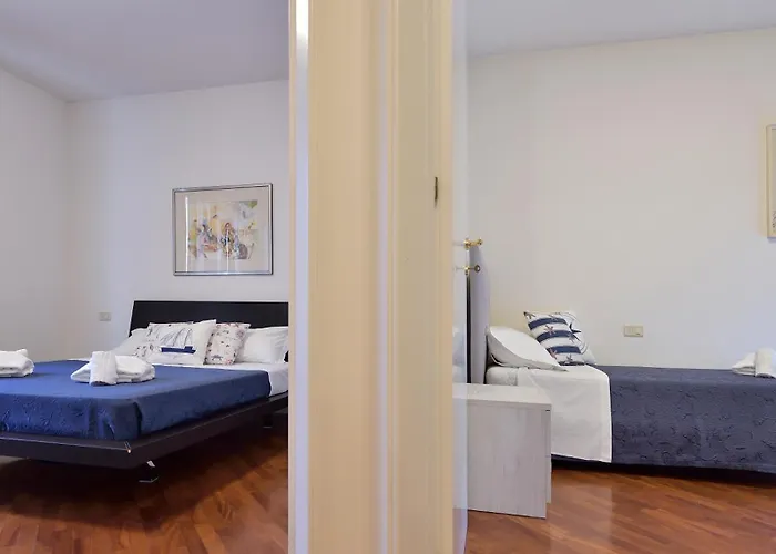 Esedra Apartmán *
